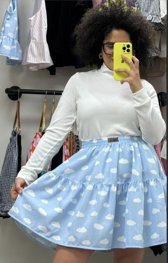 Mini falda Maya celeste nubes