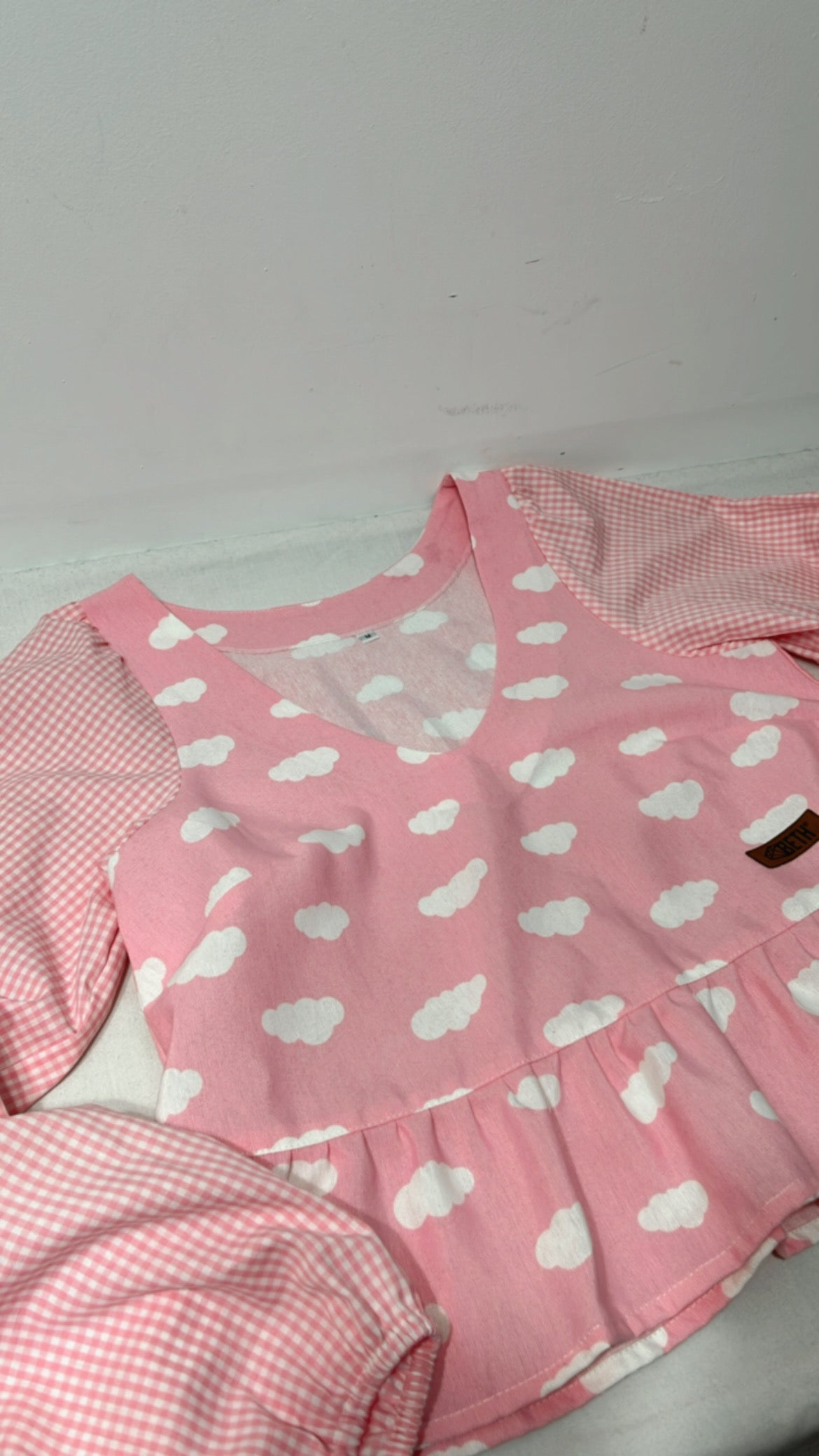 Blusa Luna nubes y vichy rosa