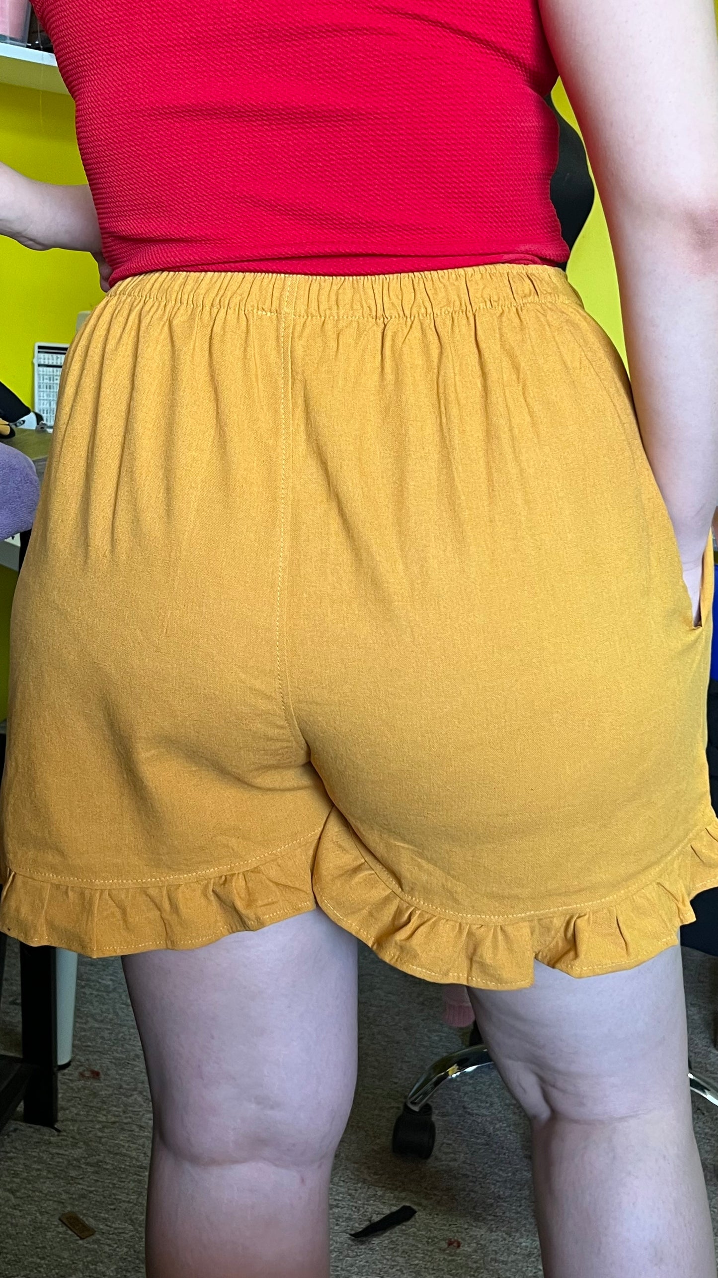 Short Lillie Lino mostaza