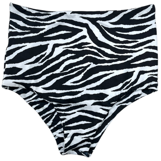 Calzón tiro alto regular bikini cebra blanco y negro