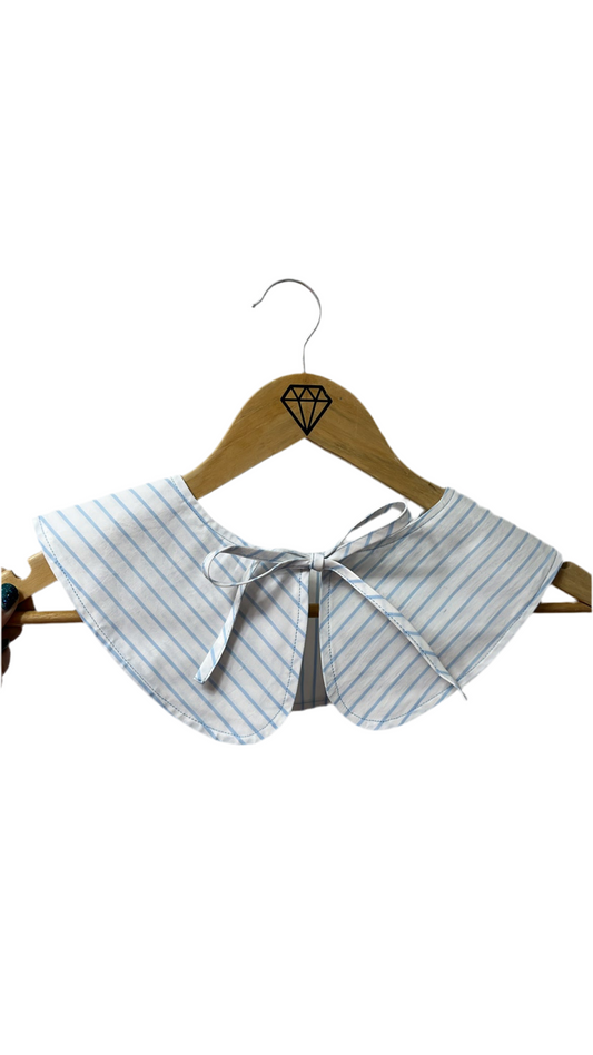 Collar textil cuello bobo adulto blanco líneas celeste