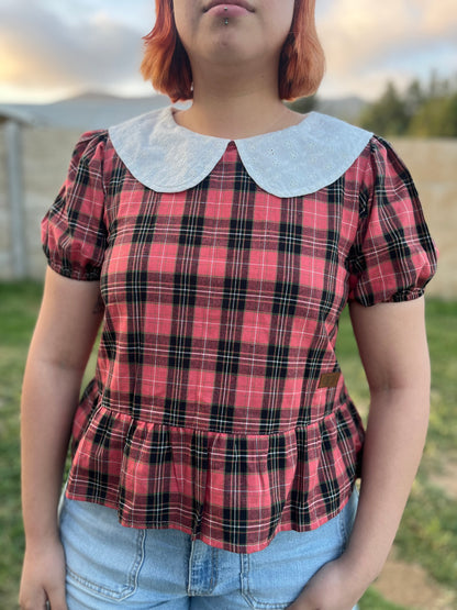 Blusa Nina manga corta tartán coral