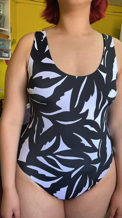 Bañador una pieza Francisca hojas negro reversible negro