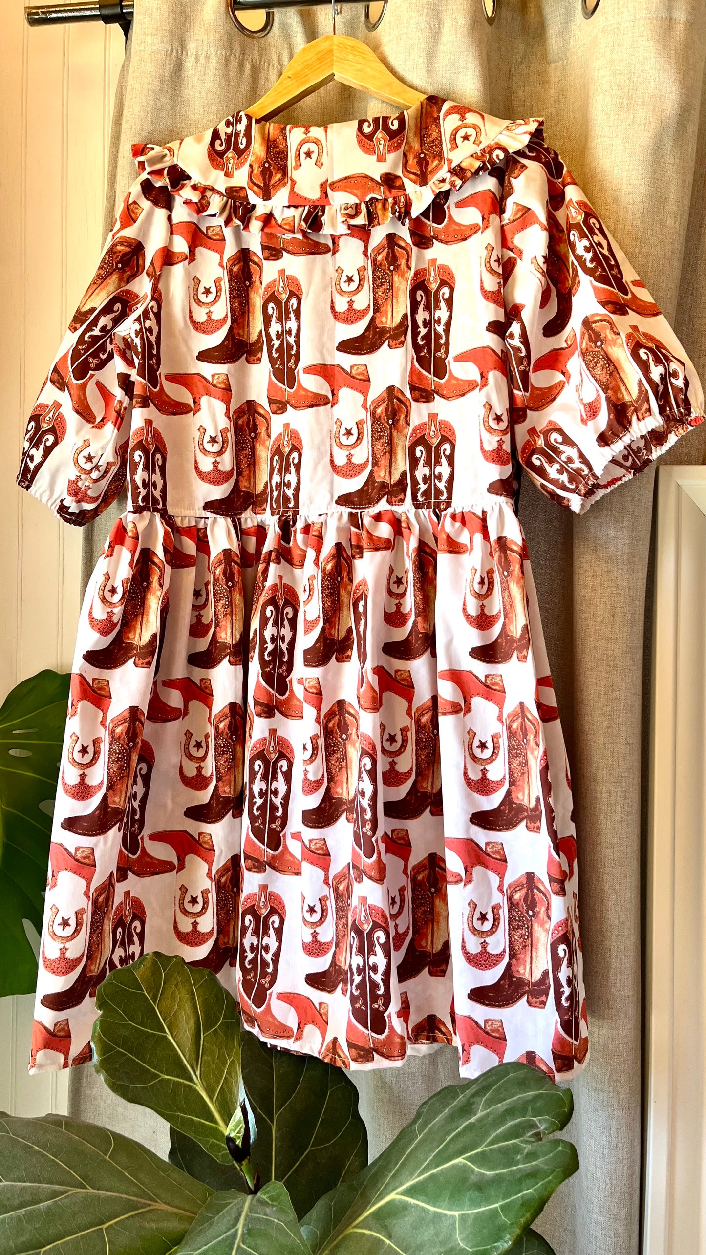 Vestido Tuttie cowgirl café