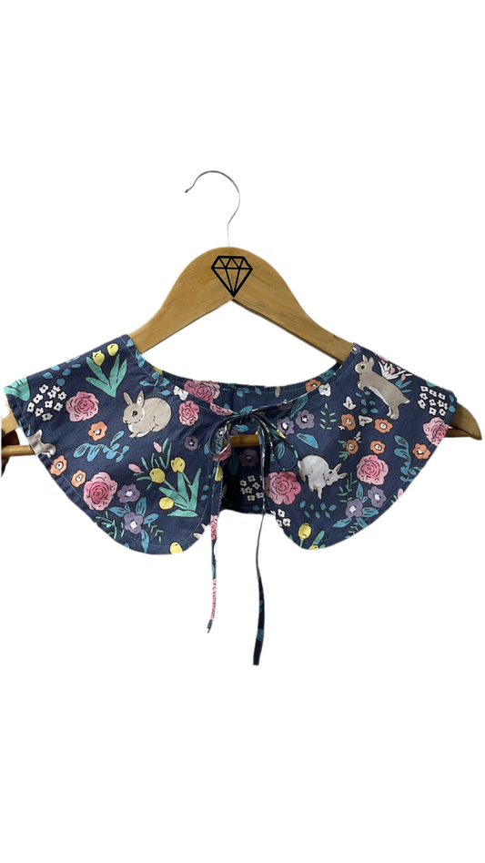 Collar textil cuello bobo adulto azul conejitos