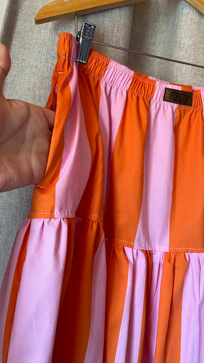 Falda Cassie franjas naranja rosa