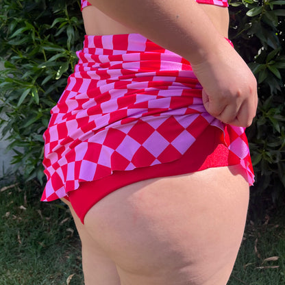 Falda recogida con calzón tiro alto integrado chess rojo/rosado