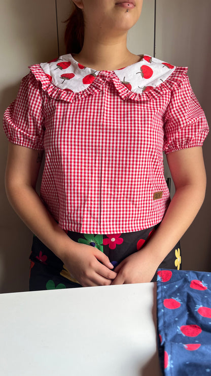 Blusa Tuttie Vichy rojo frutillas (única)